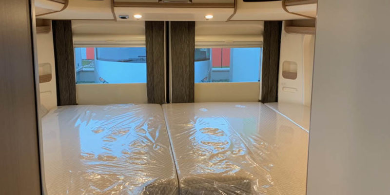 Projekt Malibu Van 640 LE Goldenwhite 4