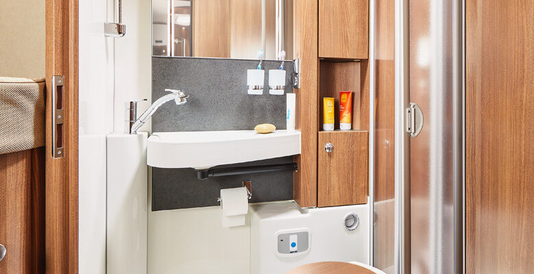 2018_tourer-141LE_Bad-V1