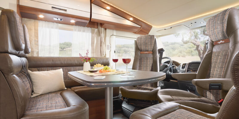 2020-tourer-I143LE_hv-Stockholm