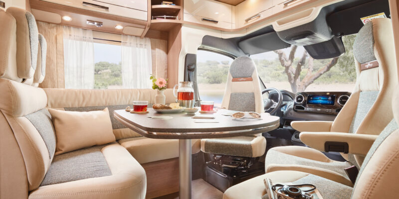 2020-tourer-T143_hv_ret