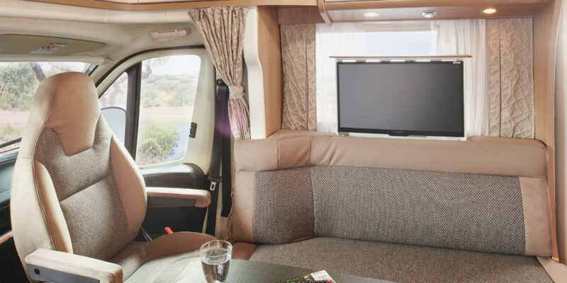 2020-tourer-T148H_TV-Sitzgruppe-V1