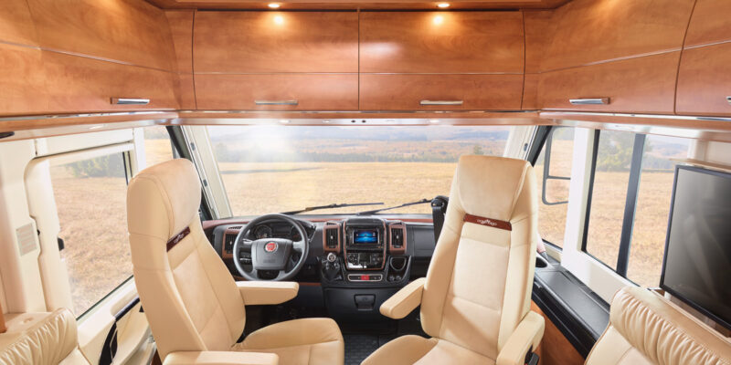 2020_c-line-4.8-hv-armaturenbrett