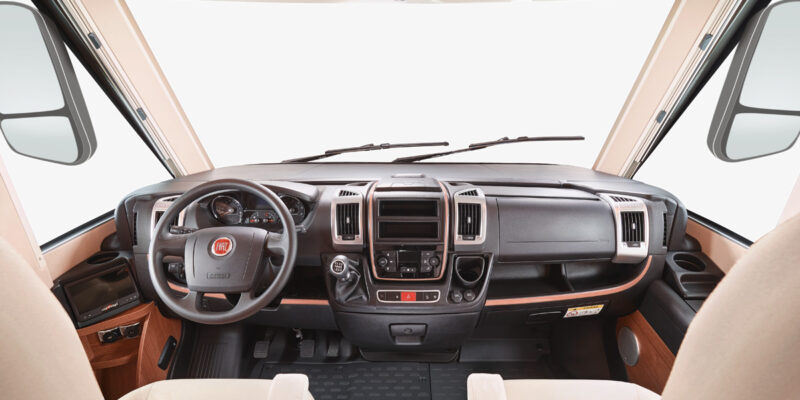 2020_compactline-143LE_Armaturenbrett-V2