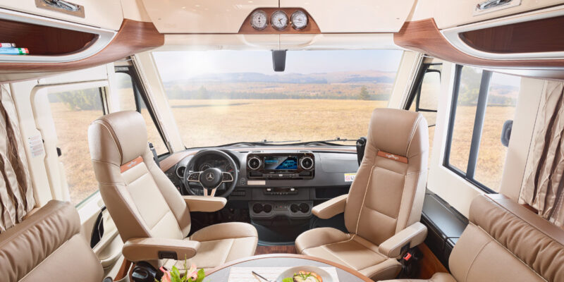 2020_e-line-50DA-MB-hv-armaturenbrett