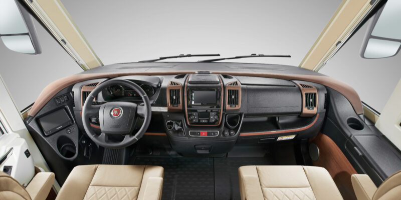 2020_e-line-51QB_Armaturenbrett-Fiat