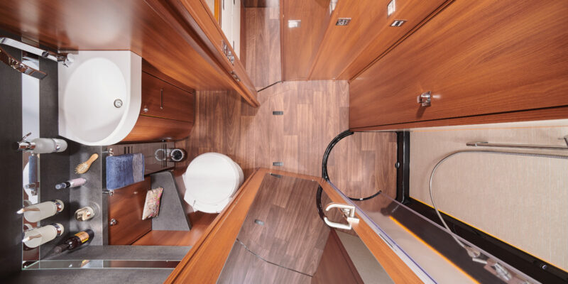 2020_liner-for-two-53-FIAT_Raumbad-V2