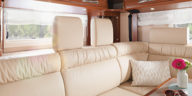 2020_liner-for-two-53L_Iveco_Kopfstuetzen_Detail