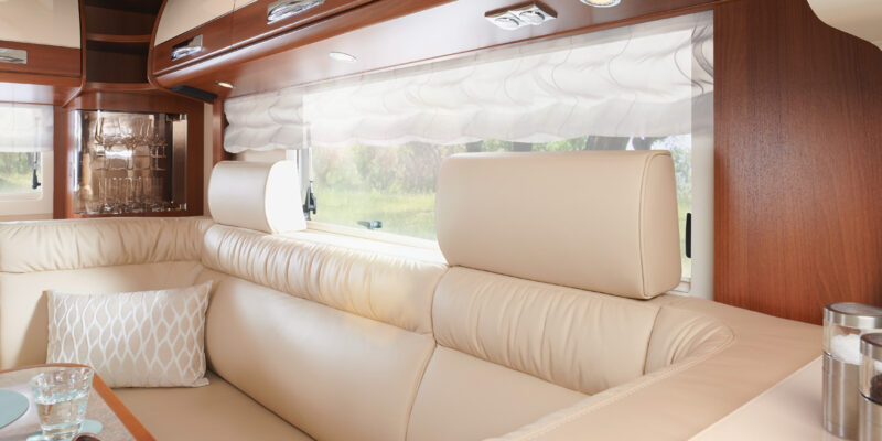 2020_liner-for-two-53L_Iveco_Kopfstützen_Detail_Variante