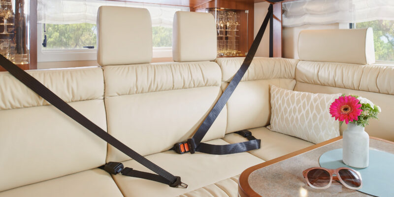 2020_liner-for-two-53_Iveco_Sitzplatz-3-4