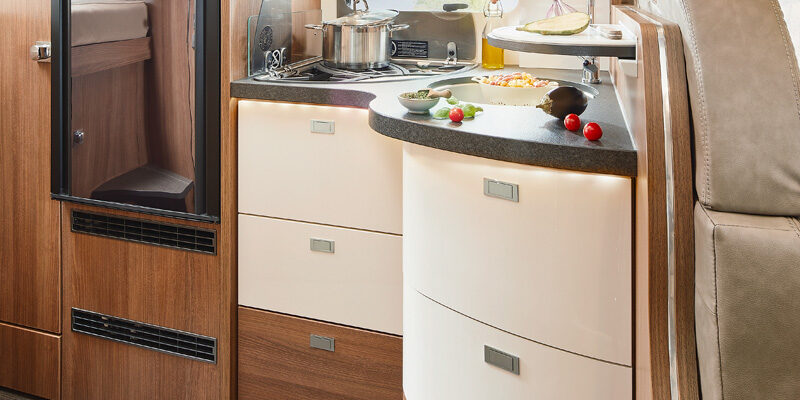 2020_tourer-T-145-H_Kueche