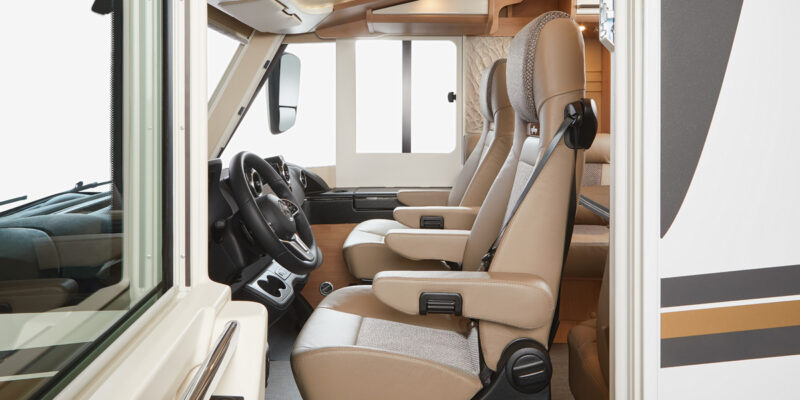 2020_tourer-i-149-MB_Pilotensitz