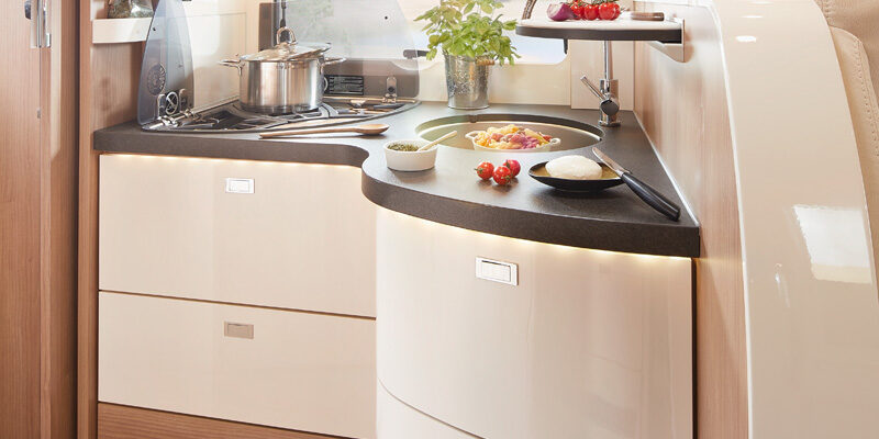 2020_tourer_i148_Kueche