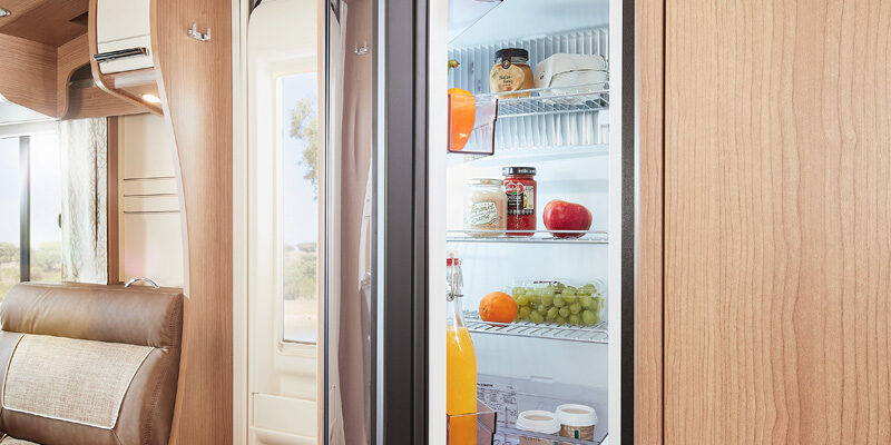 2020_tourer_i148_kuehlschrank