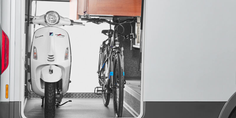 RET-2020_liner-f-two-53L-Iveco_Heckgarage