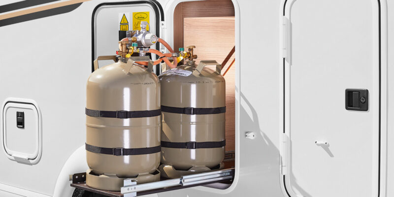 RET-2020_tourer_141_LE_gaskastenauszug