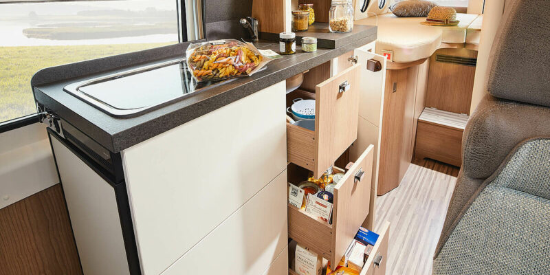 csm_van-interieur-schubladen-kueche_firstclasstworooms_640lerb_470b8ff506