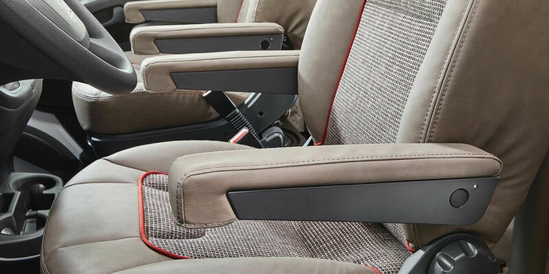 csm_wohnmobil-interieur-bezogene-armlehnen_t460le_6e5a0621f0