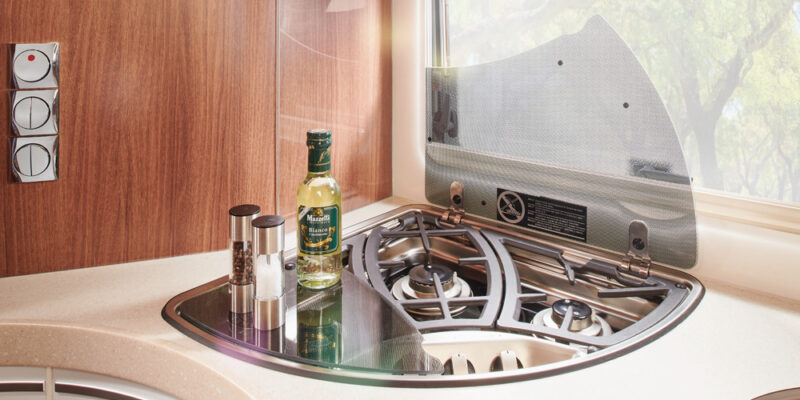 2019_e-line-50LE_Kochfeld-Ablage-Variante