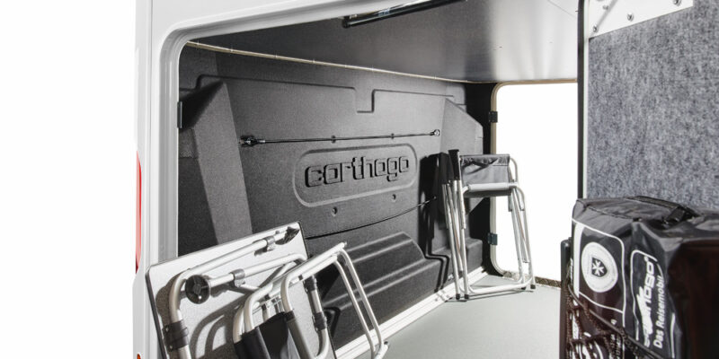 2020_c-line-4.9-MB_C-Branding-Heckgarage-Deko