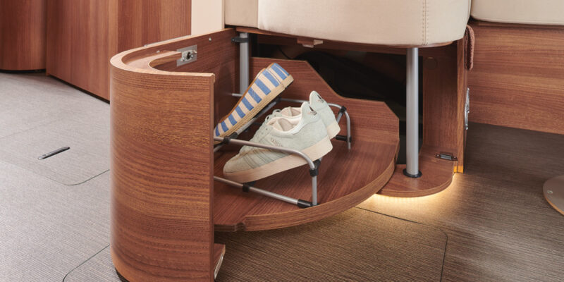 2020_compactline-143LE_Schuhschrank-Sitzgruppe