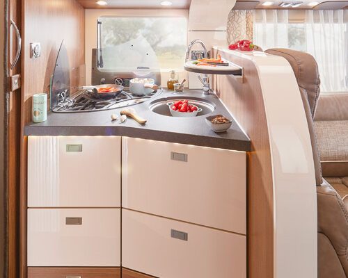 2020_compactline-144LE_Winkelkueche