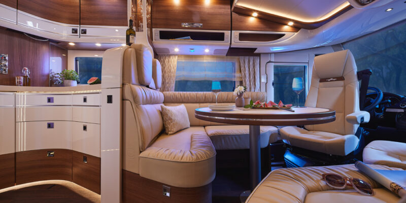 2020_e-line-50LE_Barschwung-Lichtstimmung