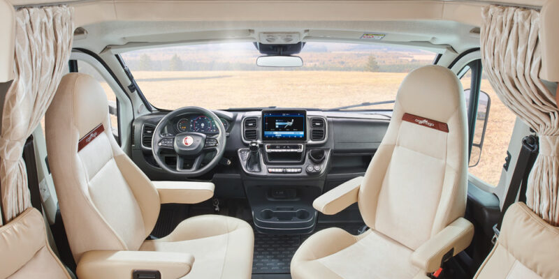 2021_C-line-T-4.8_Armaturenbrett-Fahrerhaus