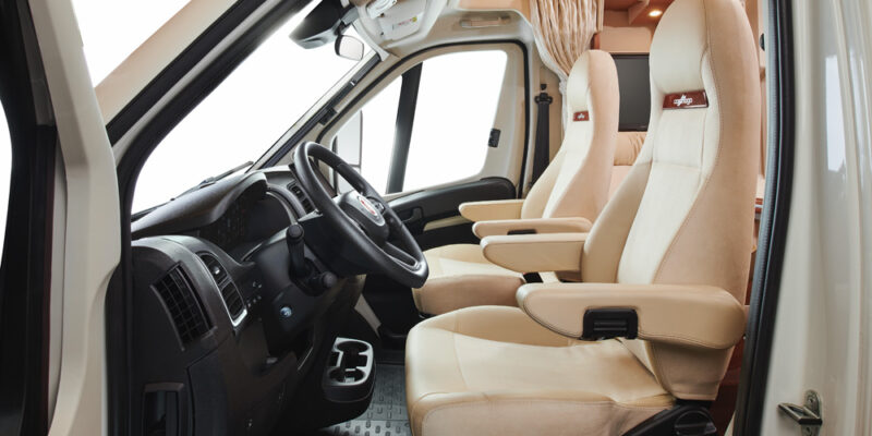 2021_C-line-T-4.8_Pilotensitz