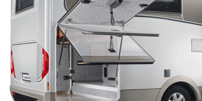 2021_Carthago_Liner-for-Two-53L-Iveco_Rollengarage-BFS-V2