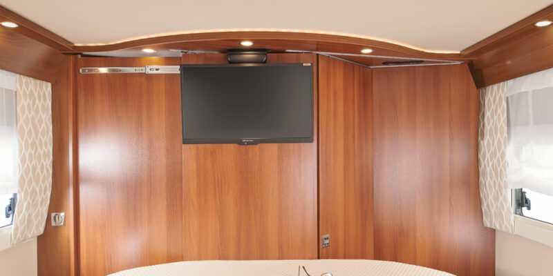 2021_c-Line-5.0-QB_Fernsehwand-V2