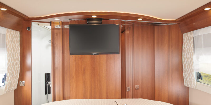 2021_c-Line-5.0-QB_Fernsehwand-V4