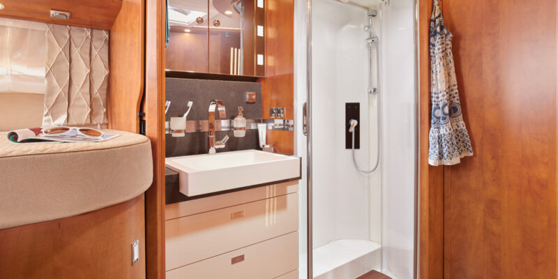 2021_c-Line-5.9-XL_Badezimmer