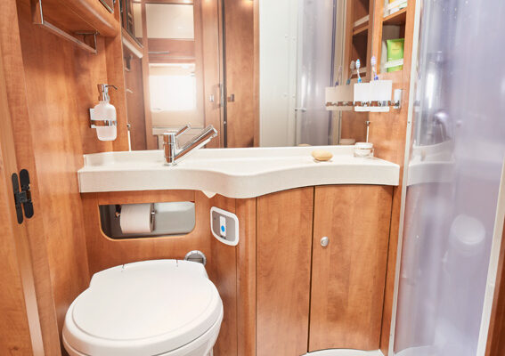 RET-2020_c-line_4.8LE_Kombibad