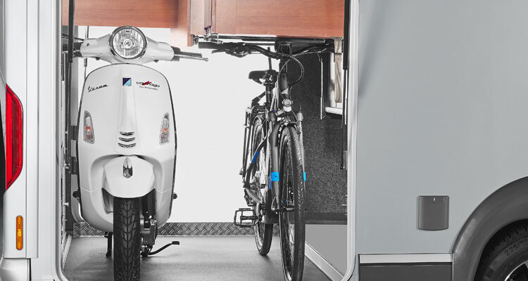 RET-2020_liner-f-two-53L-Fiat_Heckgarage