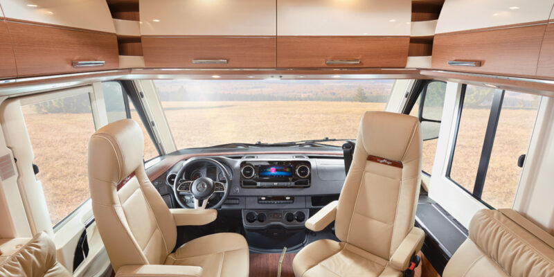 RET-2021_c-line-4.9-MB_hv-Armaturenbrett