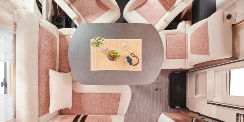 RET-2021_compactline-143LE_Sitzgruppe-vo