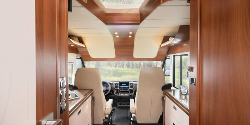 RET-2021_liner-for-two-53_FIAT_Absenkbare-Betten