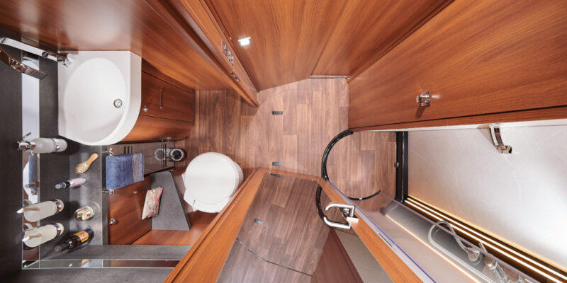 RET-2021_liner-for-two-53_FIAT_Raumbad-V1