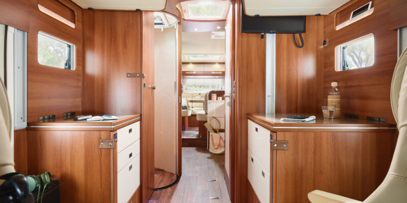 RET-2021_liner-for-two-53_FIAT_vh-buero-TV-V2