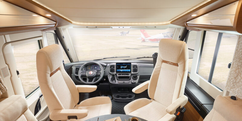 RET-2021_tourer-143LE_hv-Armaturenbrett