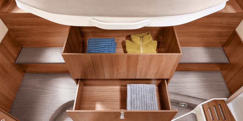 RET-2021_tourer-144QB_Bettschrank