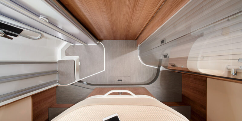 RET-2021_tourer-I144QB_Raumbad