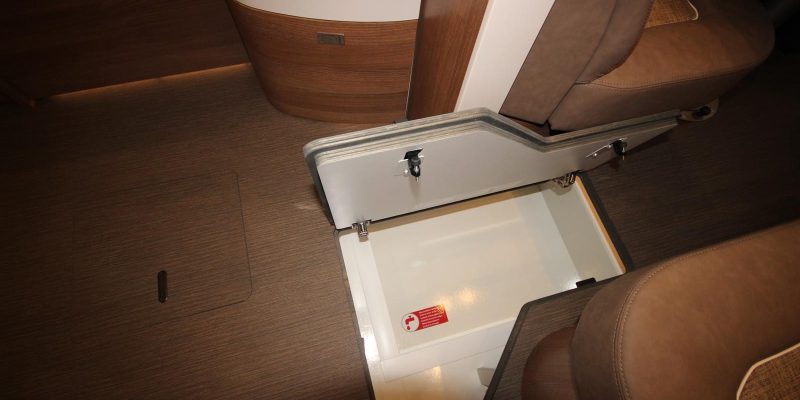 Carthago c-tourer T 148 LE H Fiat (29)