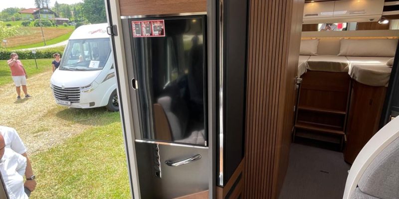 Carthago c-tourer i 145 LE Superior Fiat (11)