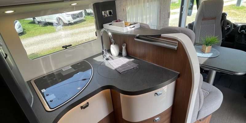 Carthago c-tourer i 145 LE Superior Fiat (13)