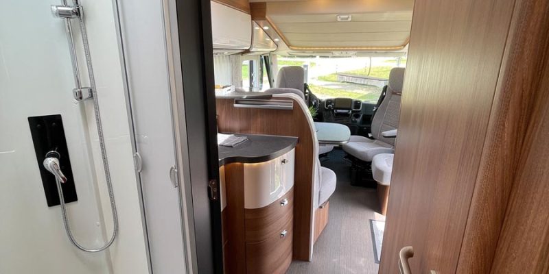 Carthago c-tourer i 145 LE Superior Fiat (18)