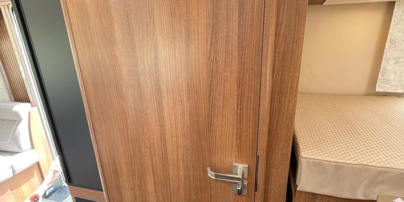 Carthago c-tourer i 145 LE Superior Fiat (20)