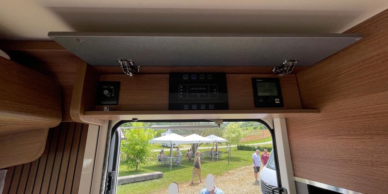 Carthago c-tourer i 145 LE Superior Fiat (26)