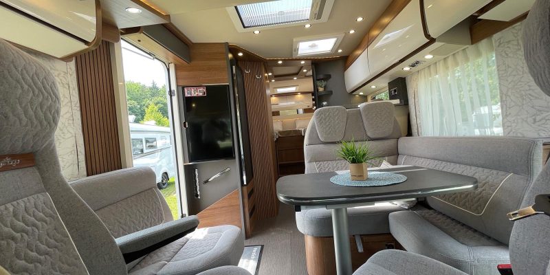 Carthago c-tourer i 145 LE Superior Fiat (43)