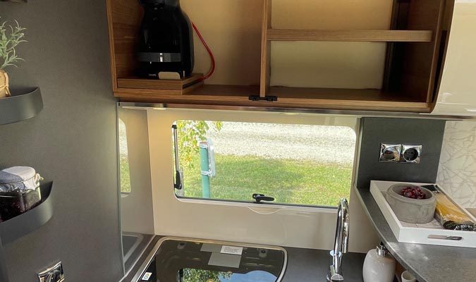 Carthago c-tourer i 145 LE Superior Fiat (47)